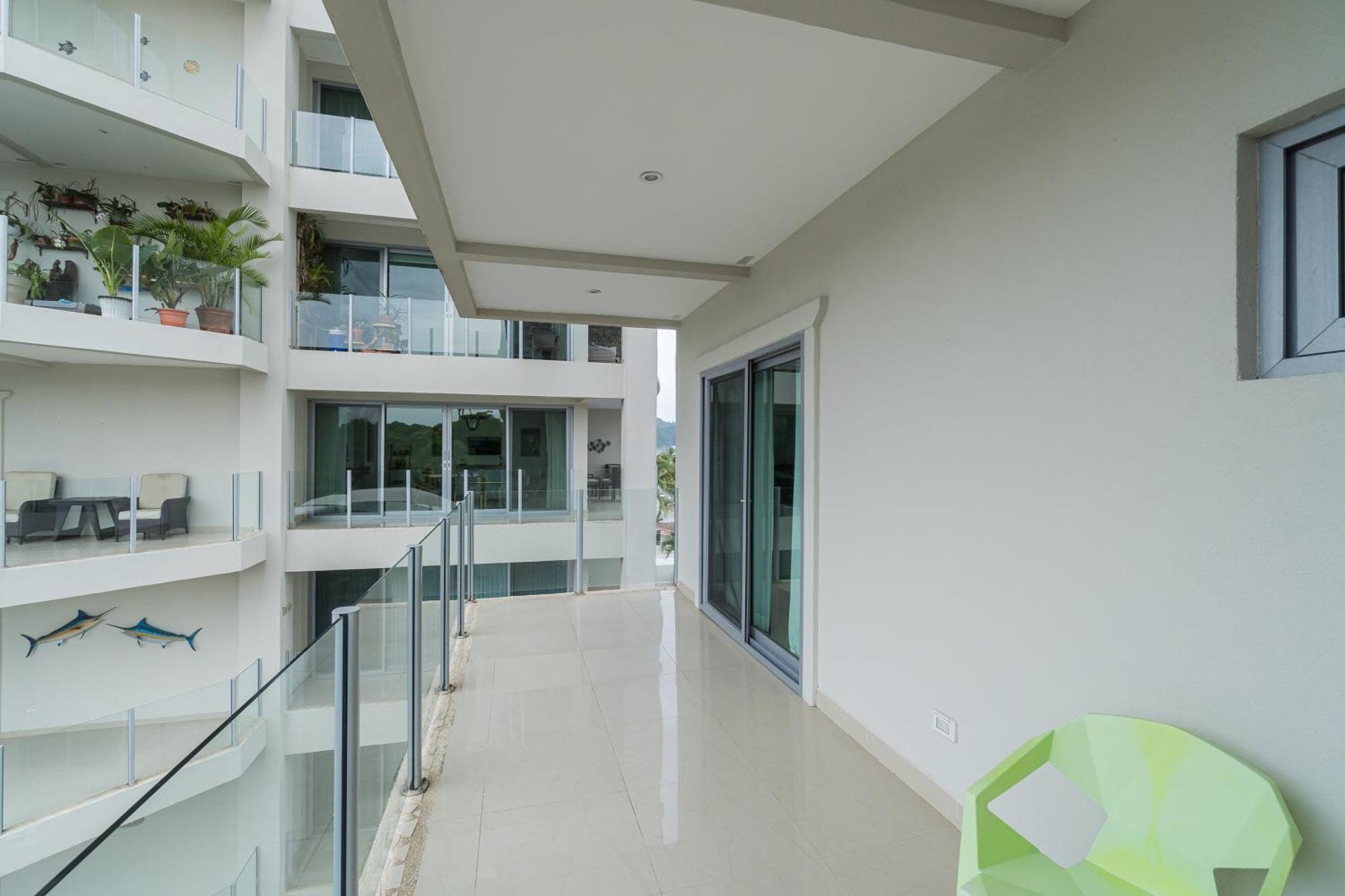 Diamante Del Sol Ocean Front, Jaco Paradise Cr Eksteriør bilde